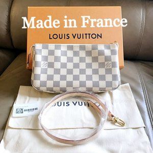 Louis Vuitton Pochette Accessoires Damier Azur